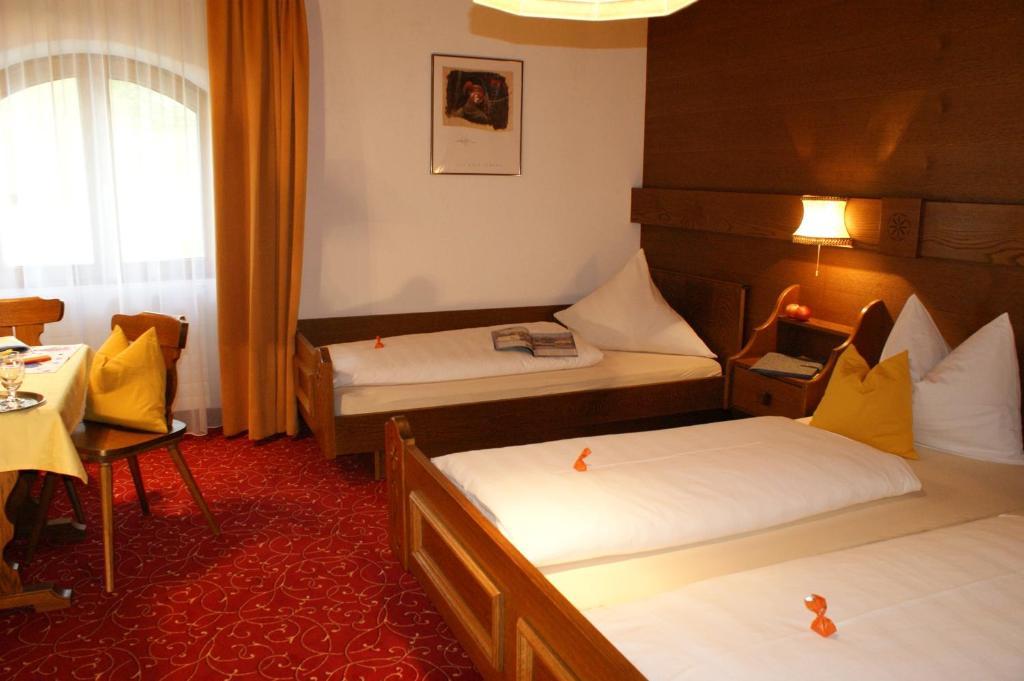 Sonnenhotel Soldanella Sonneck Samnaun Bilik gambar
